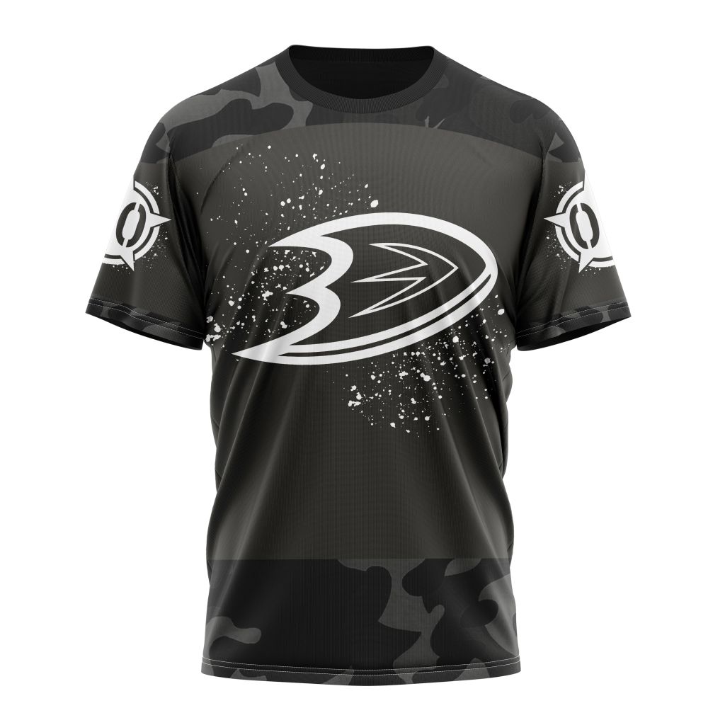 Buildercar - Anaheim Ducks Special Black Camo Design For Veterans Day Personalized Name And Number T-Shirt